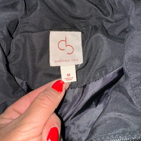 DB Established 1962 Women's Black Quilted Patten Zip Up Vest Size Medium - Picture 5 of 8